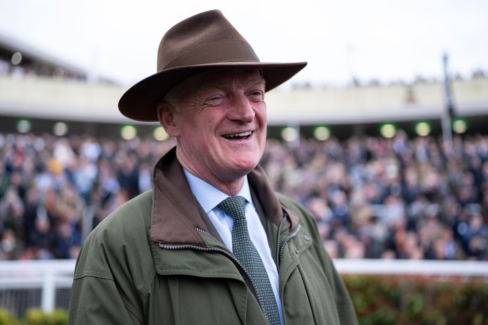 Will Willie Mullins edge closer to championship glory with four strong chances at Perth?